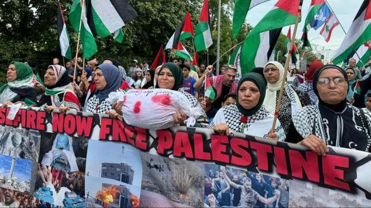 Berlin'de Gazze'ye destek: Almanya finanse ediyor İsrail bombalıyor