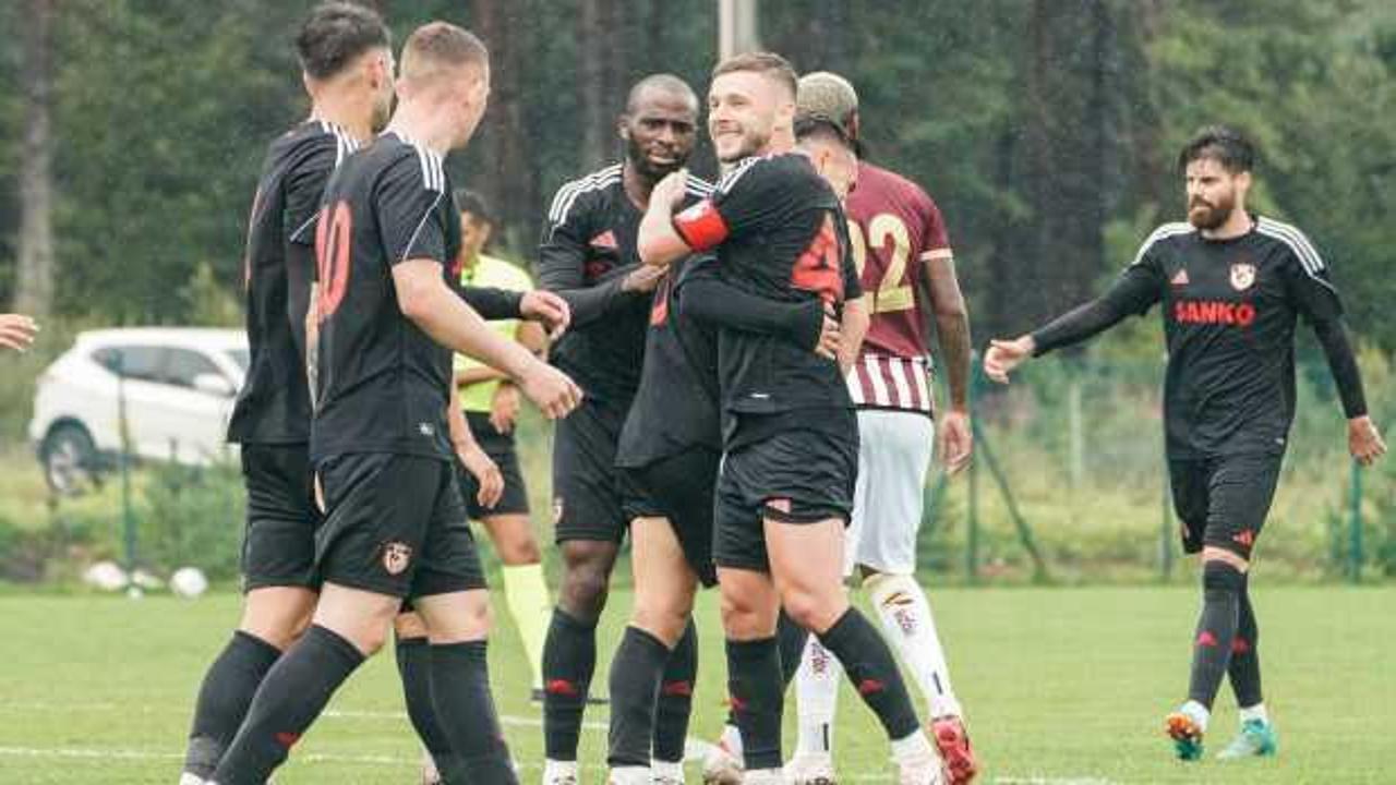 Gaziantep FK hazırlık maçında farklı kazandı