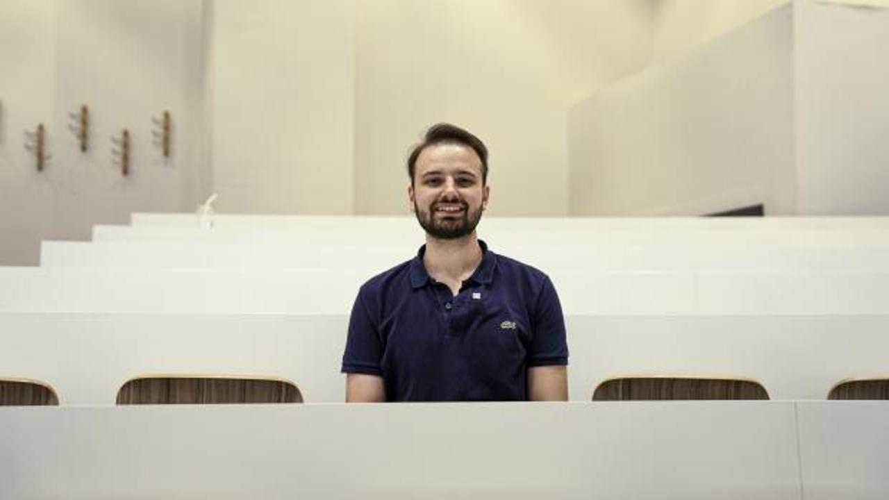 Hem tıp hem m&uuml;hendislik okuyan doktorun başarısı g&ouml;renlere ilham oldu