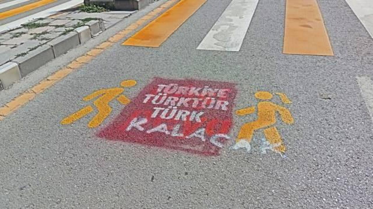 Kürtçe trafik uyarılarının üzerine 'Türkiye Türk’tür' yazıldı