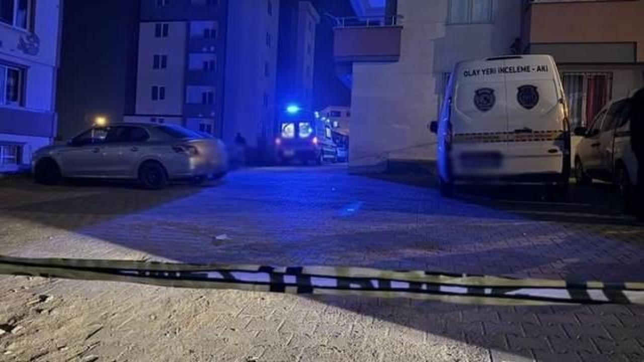 Sevgili cinayeti: Erkek arkadaşını 30 yerinden bı&ccedil;aklayıp katletti!