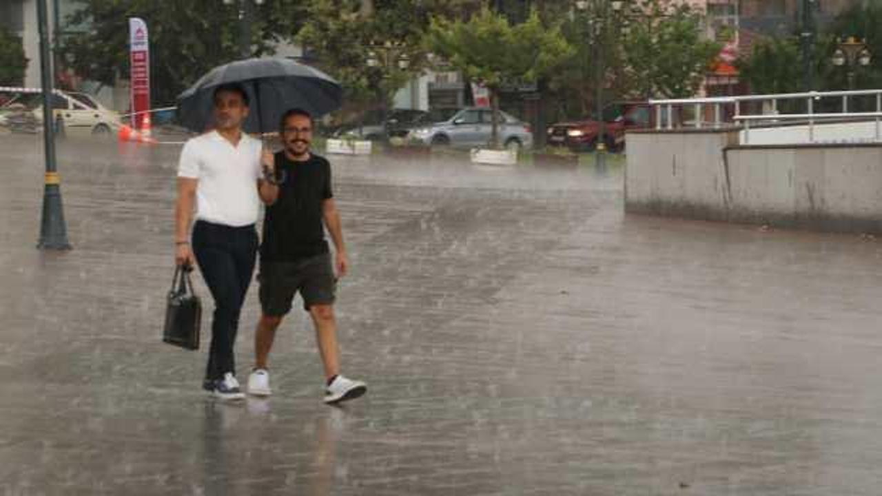 Tekirdağ'da sağanak yağış