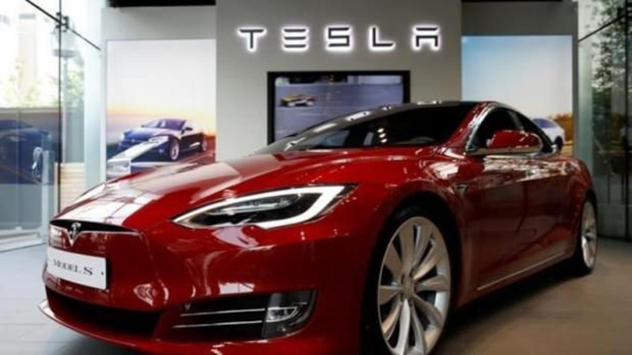 Tesla, ABD’de 1,8 milyon aracını geri çağırıyor