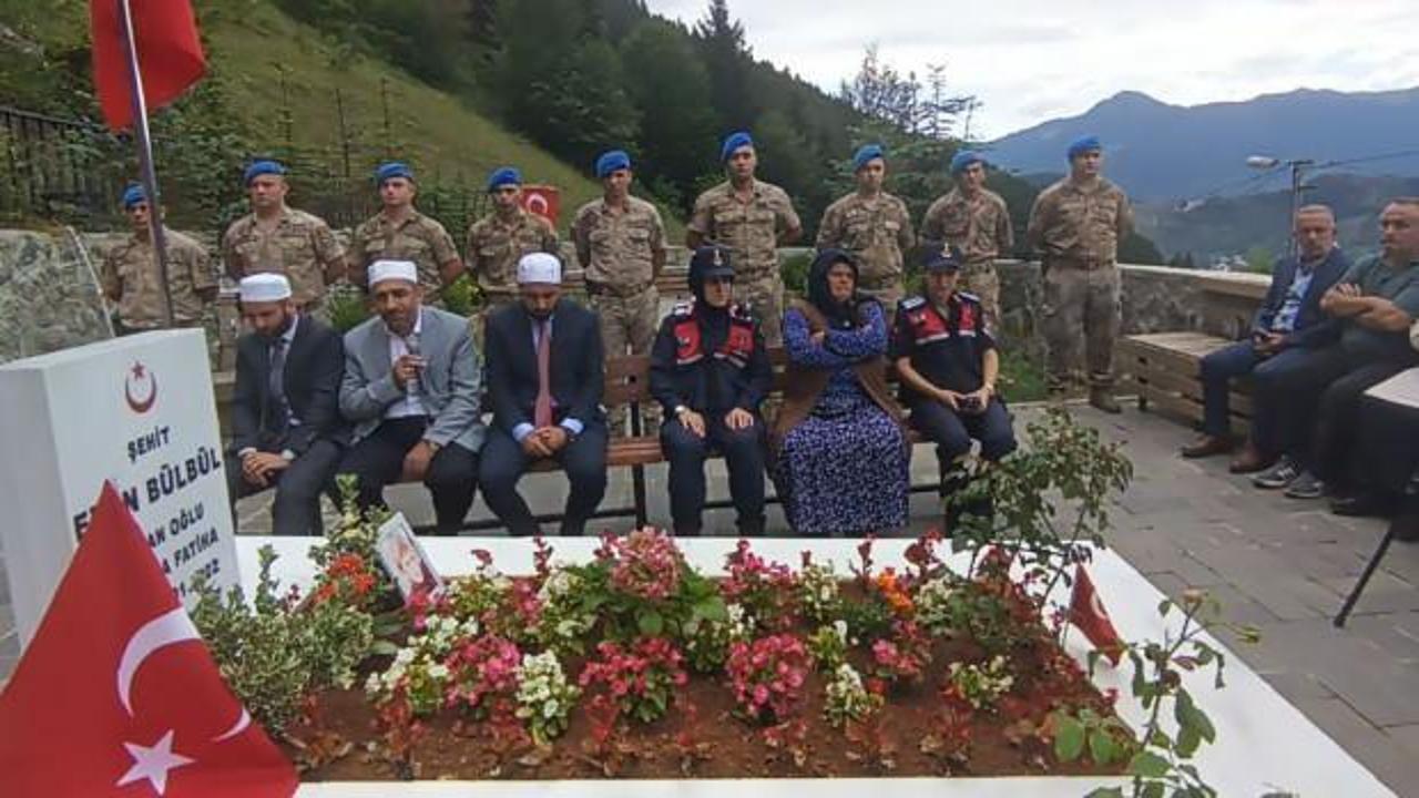 Eren B&uuml;lb&uuml;l, kabri başında anıldı