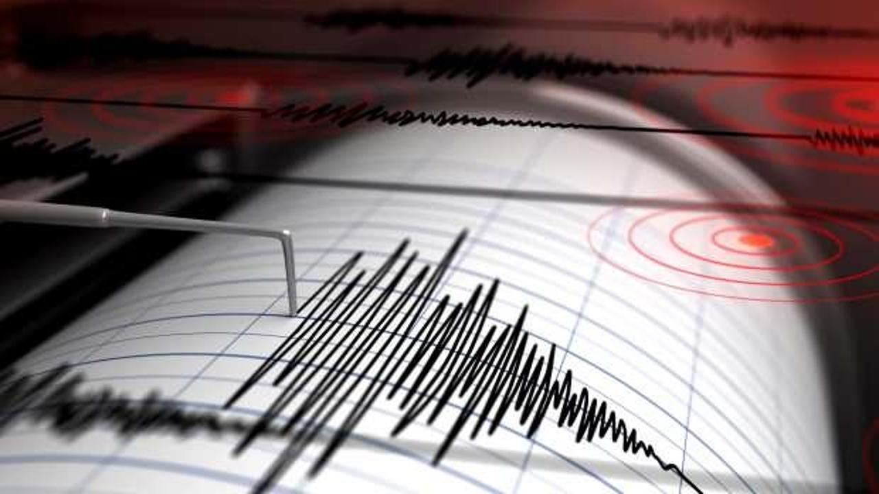 Son dakika: Marmara Denizi'nde deprem! İstanbul'da da hissedildi