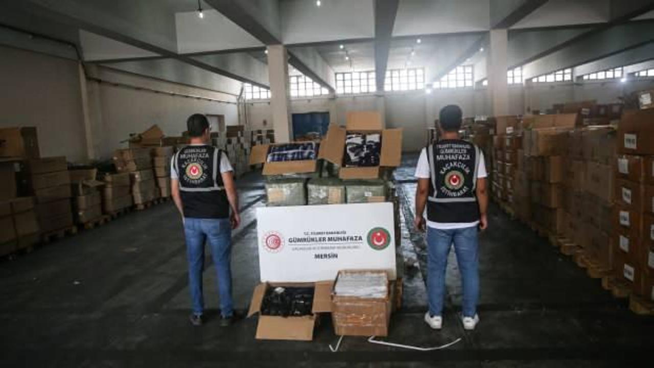 Gümrük Muhafaza ekipleri yaklaşık 730 bin kaçak eşya ele geçirdi