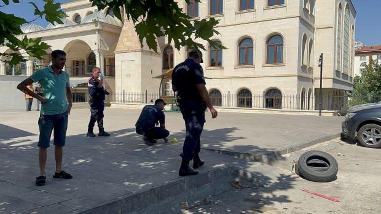 Namaz kılmak için camiye gidiyordu: Mermilerin hedefi oldu!