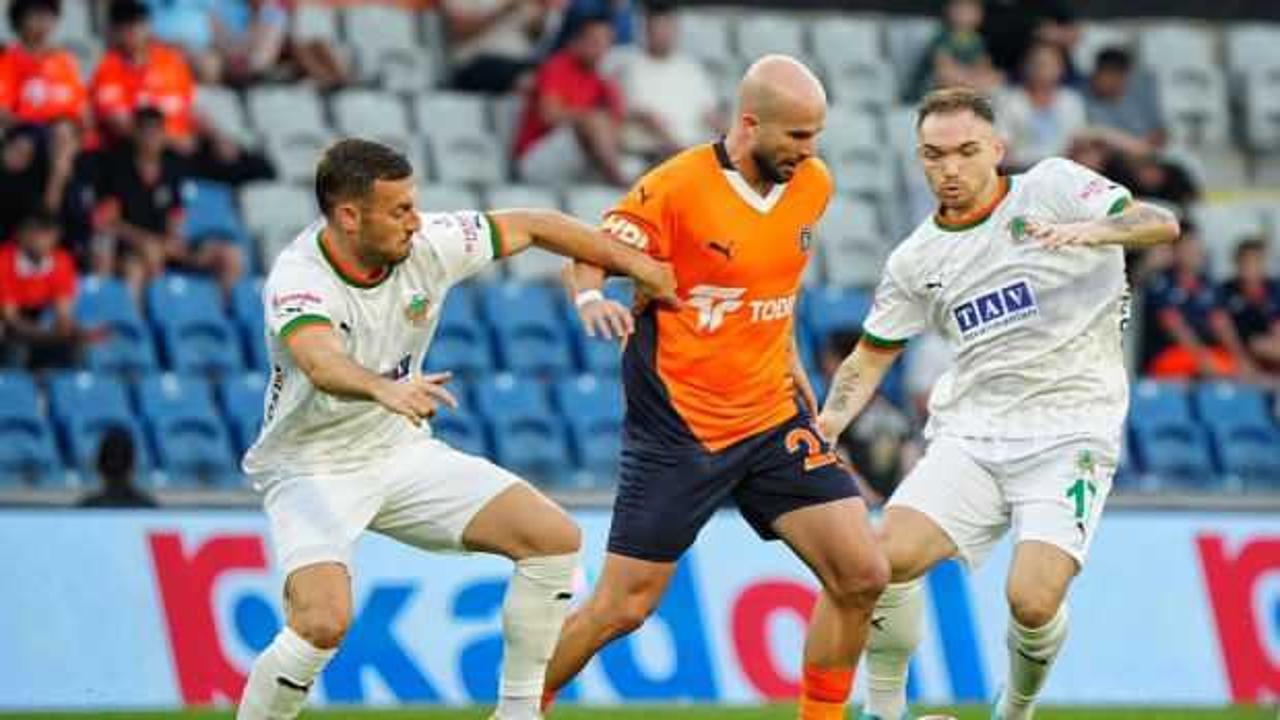 Süper Lig'de 2. haftadan 'Puskas'lık gol! Orta sahadan attı