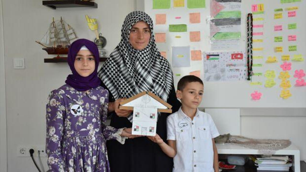 10 yaşındaki Meryem biriktirdiği harçlıklarını Filistin'e gönderdi