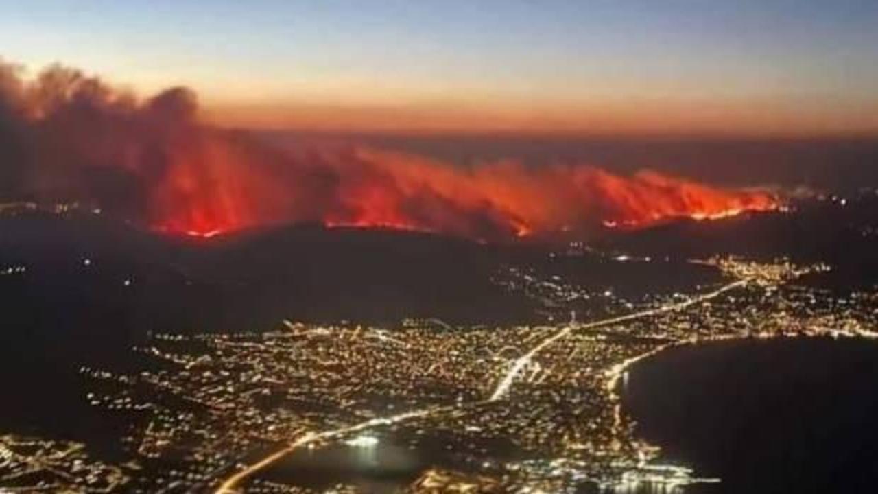 Yunanistan'da muhalefetten Miçotakis'e yangın kıskacı
