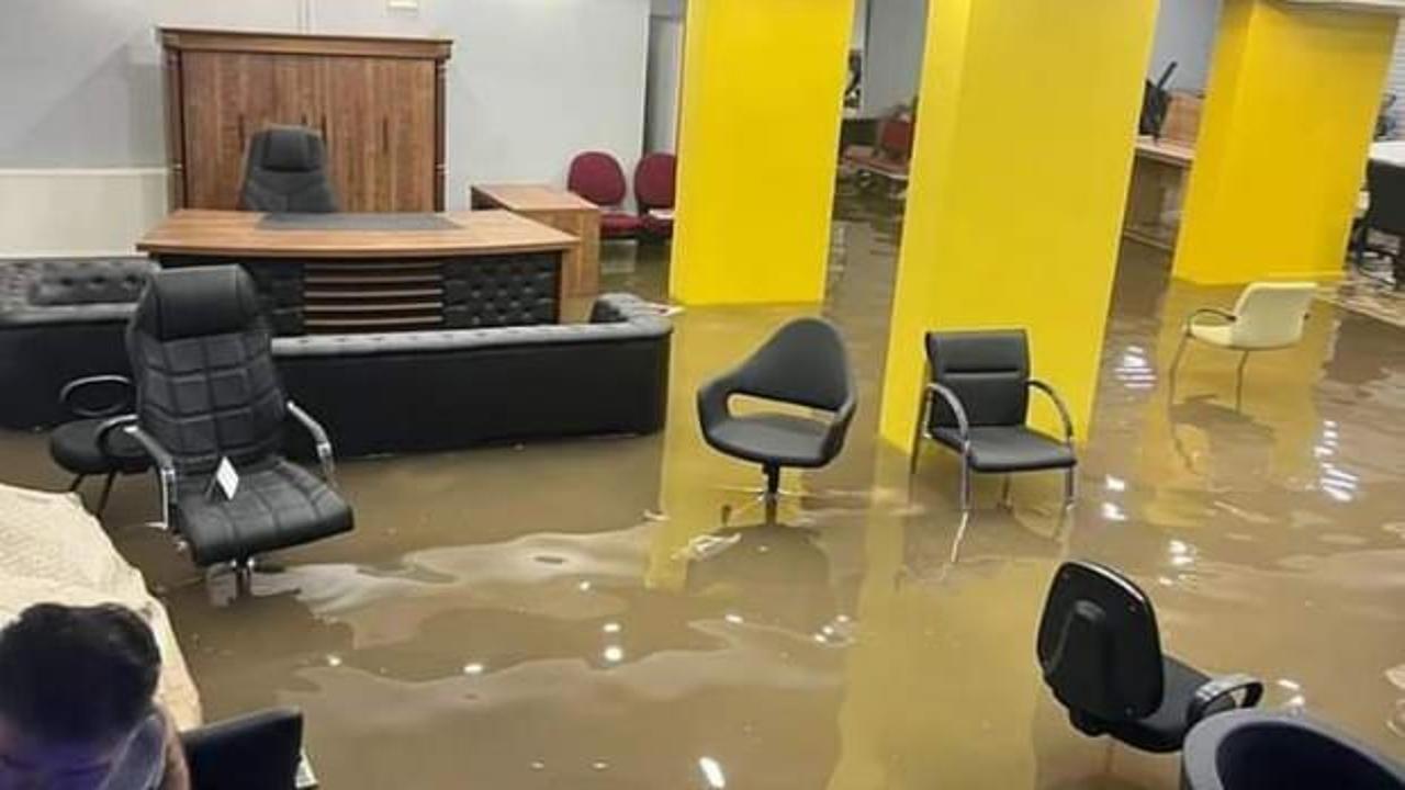 Aksaray&rsquo;daki sağanak 250 evi, 20 işyerlerini yıktı ge&ccedil;ti!