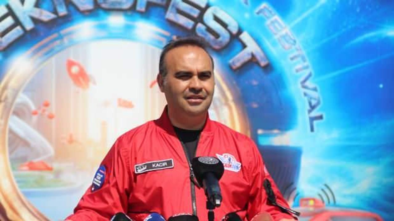 Bakan Kacır: TEKNOFEST yarışları, Türkiye'nin insan kaynağına muazzam bir güç katıyor
