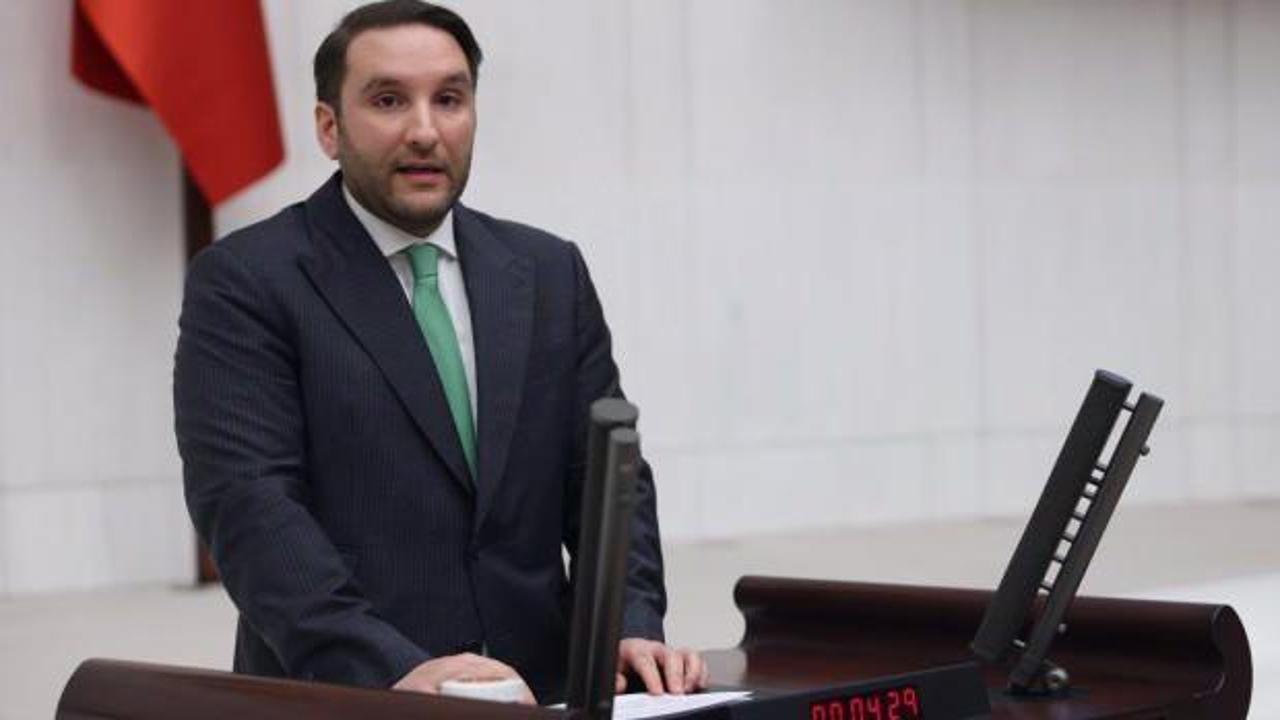 İYİ Parti'den istifa etti, CHP'ye katıldı