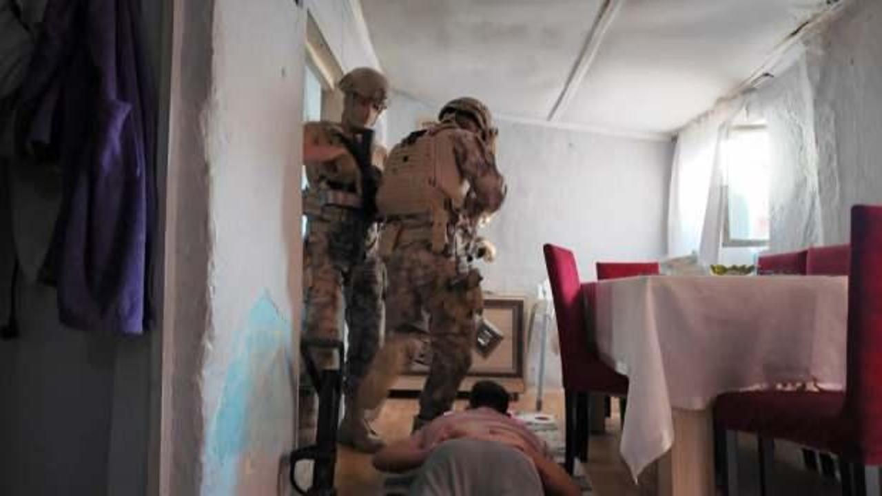Kırklareli'nde nefes kesen operasyon: 14 ş&uuml;pheli yakalandı