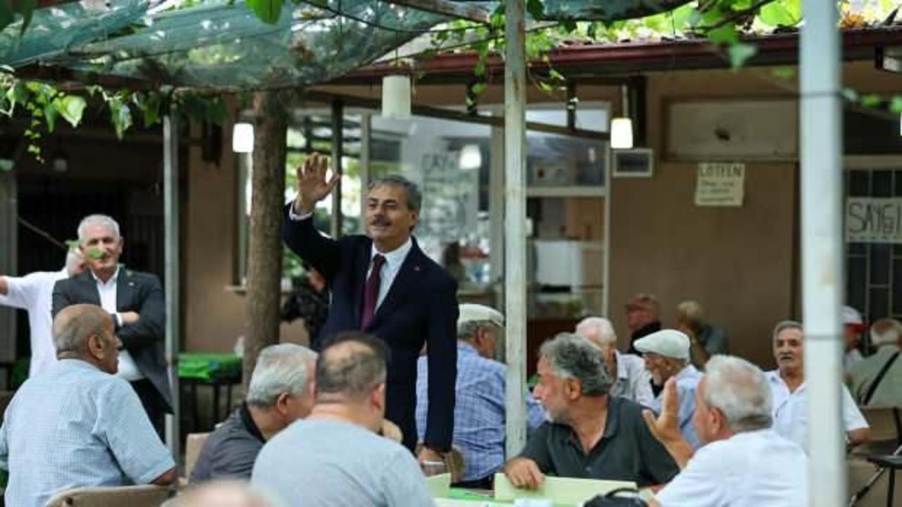 Başkan Alemdar Sakarya'da adım adım dolaşarak vatandaşlarla konuşuyor