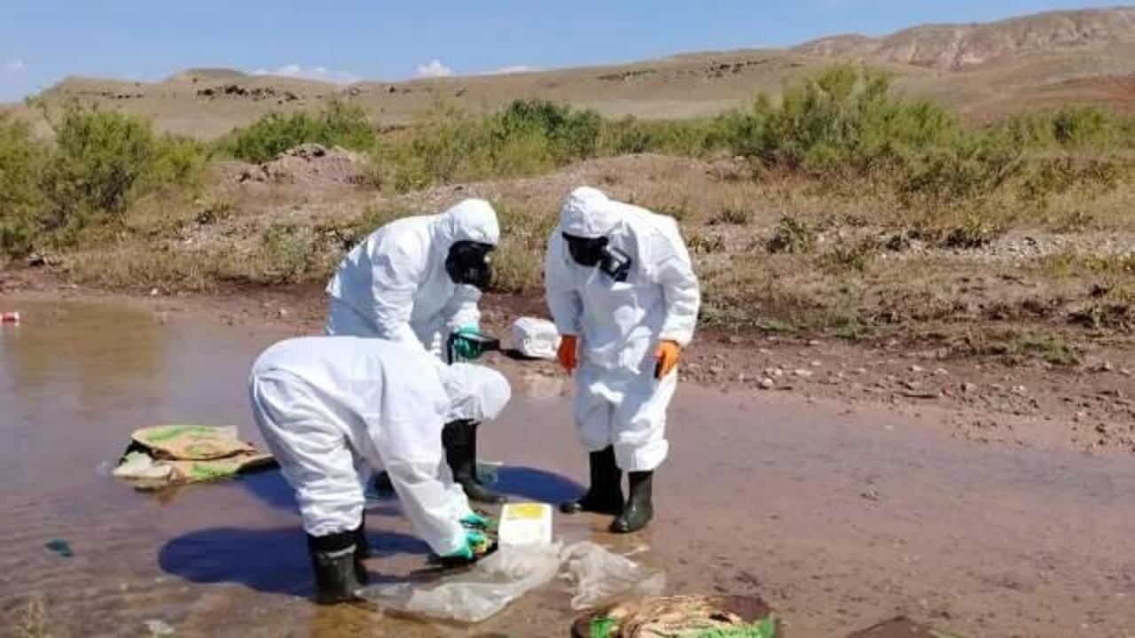  Dereye atılan kimyasal ila&ccedil;lar ekipleri harekete ge&ccedil;irdi