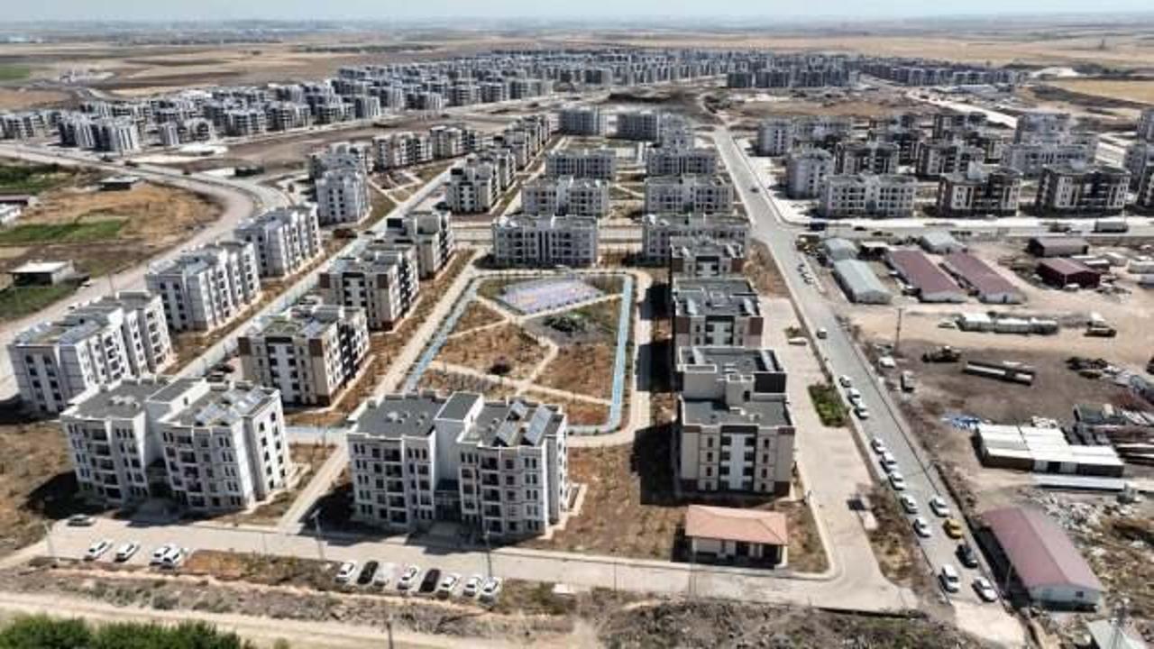 Devlet verdiği s&ouml;z&uuml; tuttu: Diyarbakır'da 6 bin deprem konutunun yapımı tamamlandı