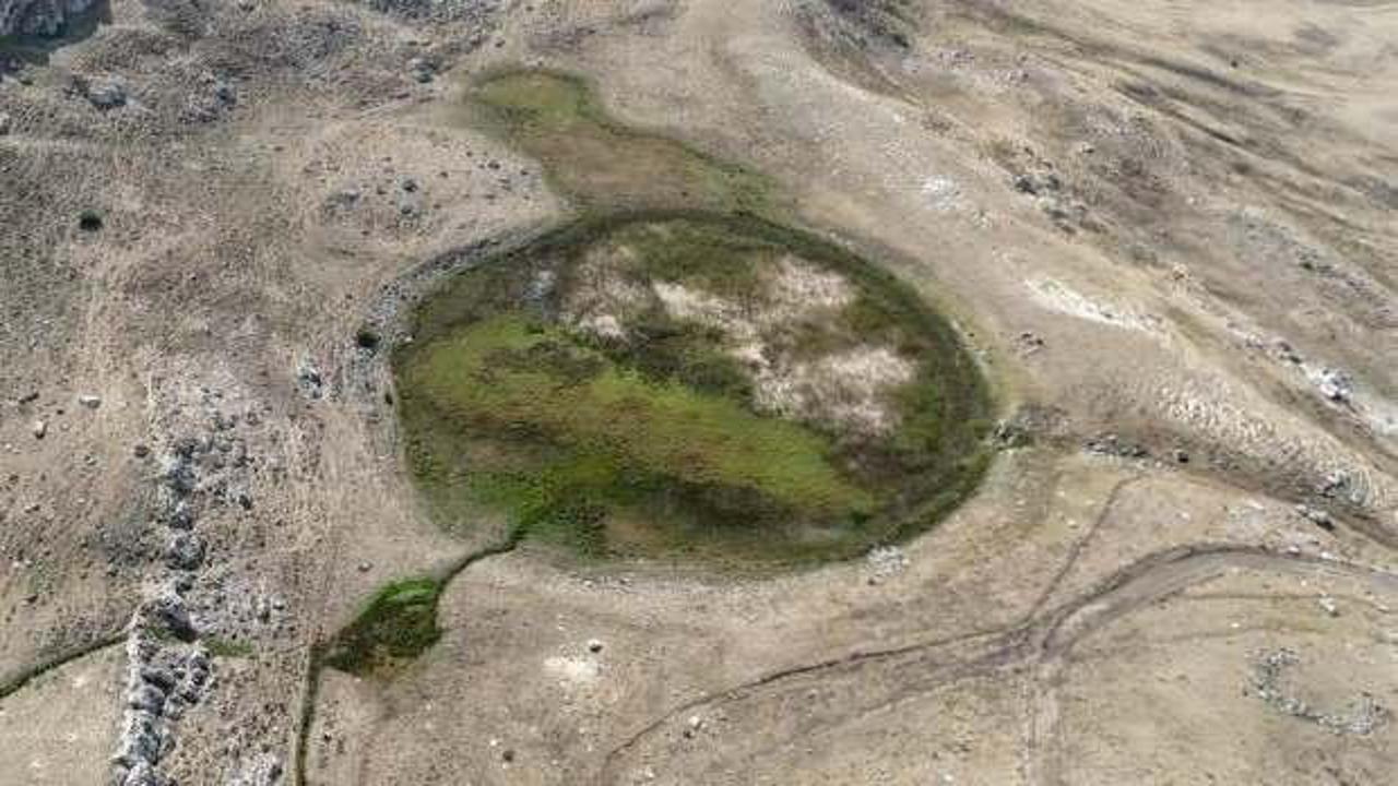 Hititler'den kalan 3 bin 500 yıllık g&ouml;l kurudu