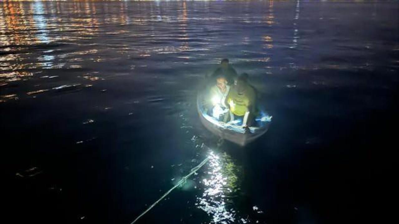 Denizin ortasında mahsur kalan 4 balık&ccedil;ı kurtarıldı