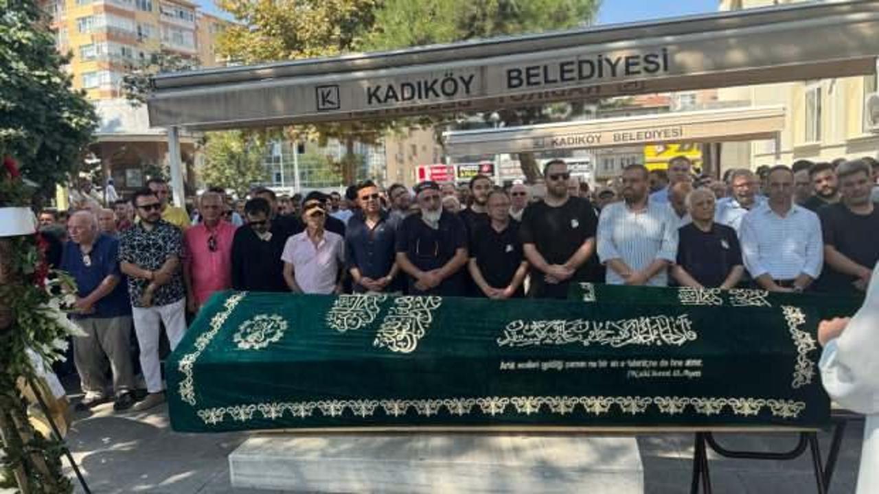 Ünlü bestekar Kamuran Yarkın, son yolculuğuna uğurlandı