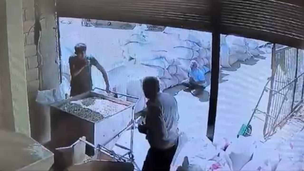 Urfa'da 2 kişinin &ouml;ld&uuml;ğ&uuml; saldırının g&ouml;r&uuml;nt&uuml;leri ortaya &ccedil;ıktı