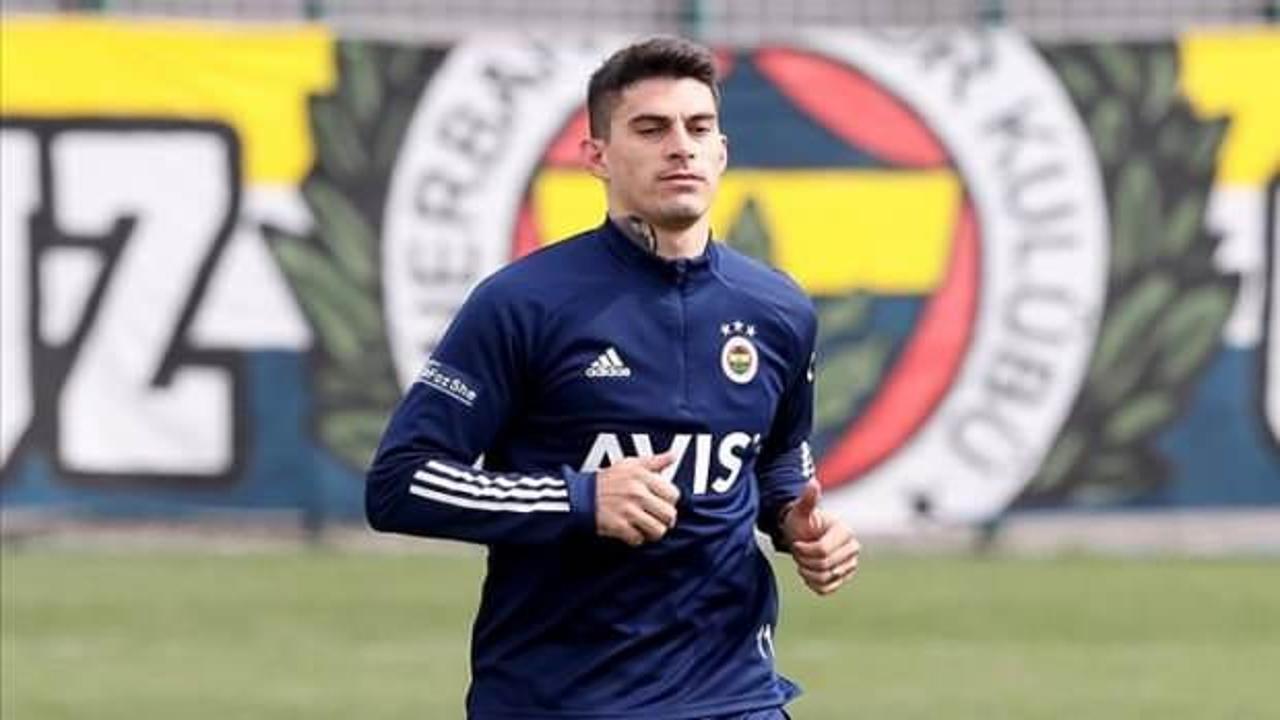 Fenerbahçe'nin eski yıldızı futbola veda etti