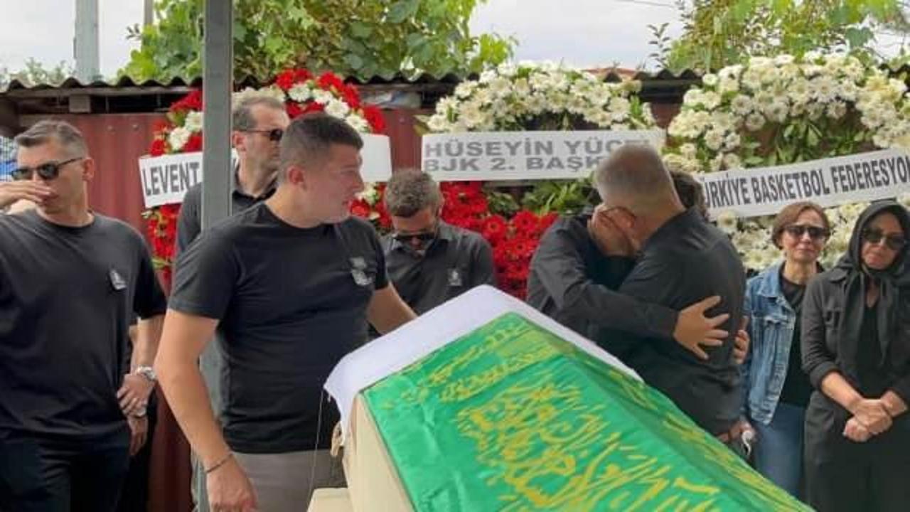 İlkan Karaman g&ouml;zyaşlarıyla son yolculuğuna uğurlandı