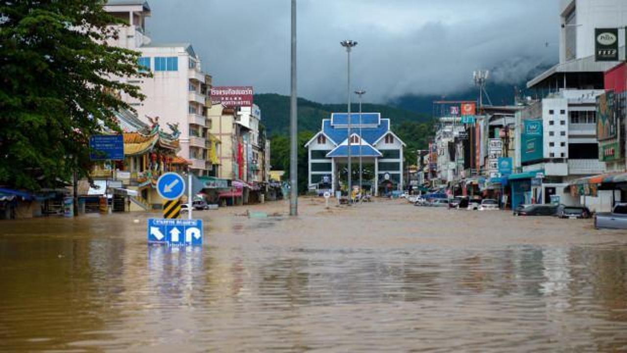 Vietnam'dan Çin'e çağrı! Yagi Tayfunu yıkıp geçmişti