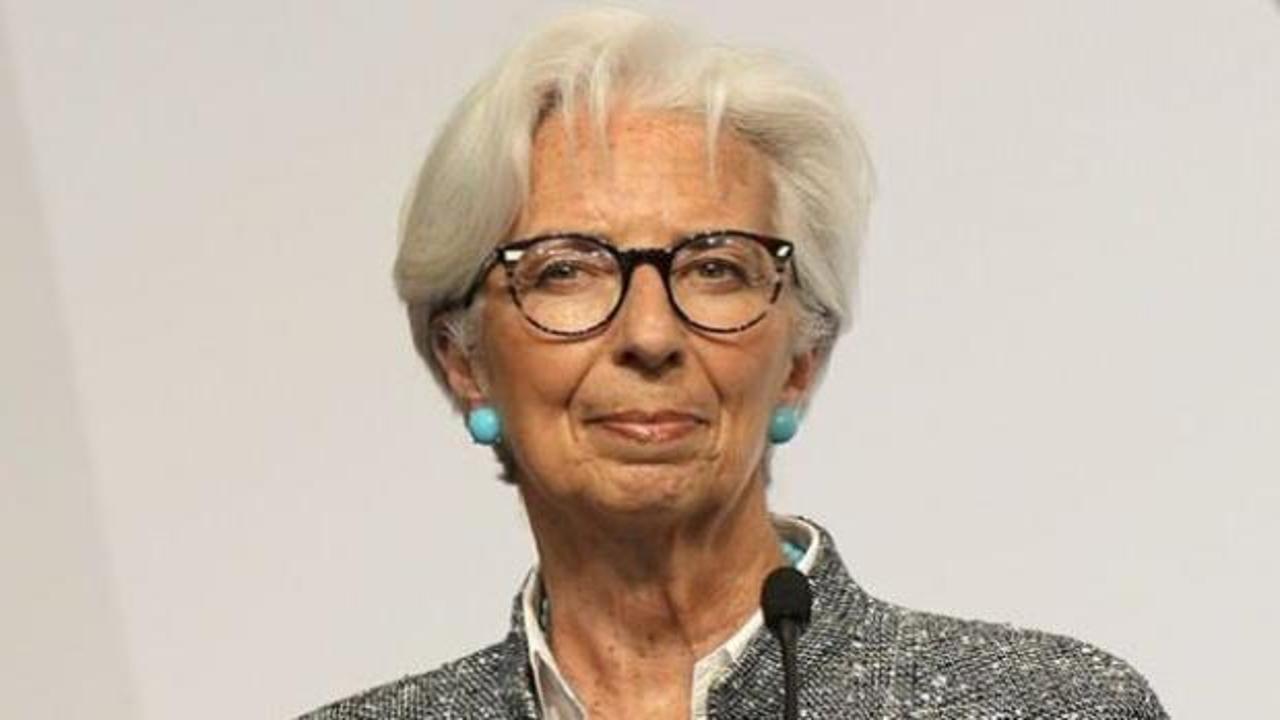 Lagarde: Enflasyon 2025’te hedefe dönecek!