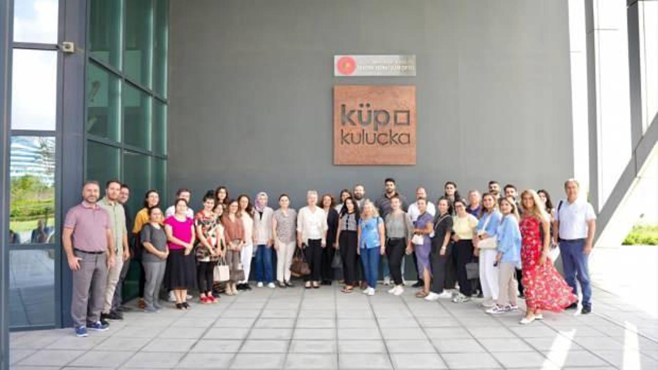 Akademisyenler aldıkları eğitimle yapay zekayı teknoloji ve sağlıkta daha etkin kullanacak