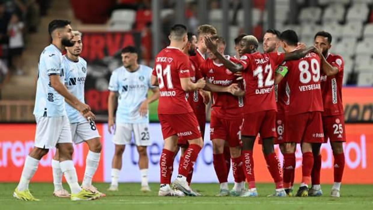 Antalyaspor 3 puanı 90+8'de kurtardı