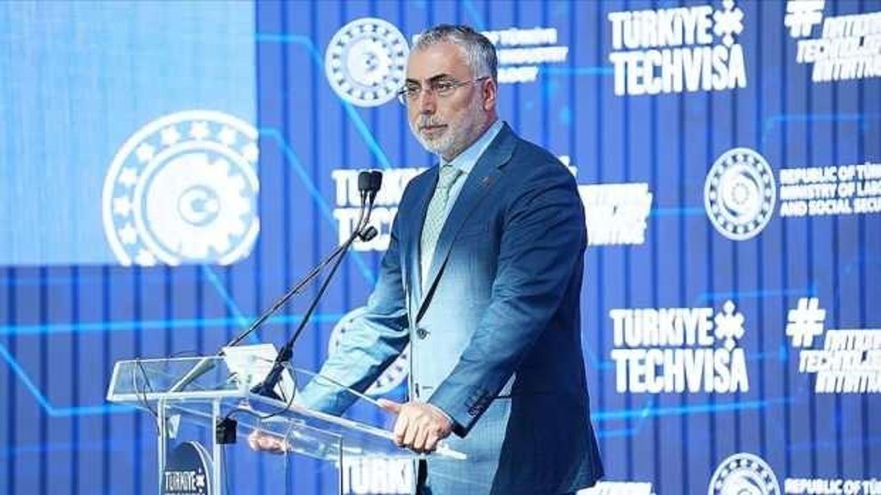 Işıkhan: Yerli iş gücümüzü önceleyerek ve koruyarak yabancılara çalışma izni veriyoruz