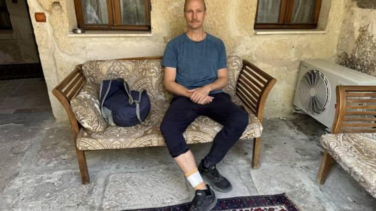 Kapadokya'da başıboş k&ouml;pek dehşeti: Turiste saldırdı!