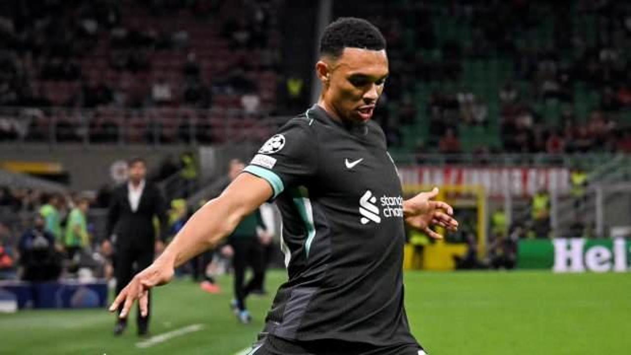 Liverpool'un yıldızı, Mostafa Mohamed'in kul&uuml;b&uuml;n&uuml; satın alıyor! Servetini g&ouml;zden &ccedil;ıkardı