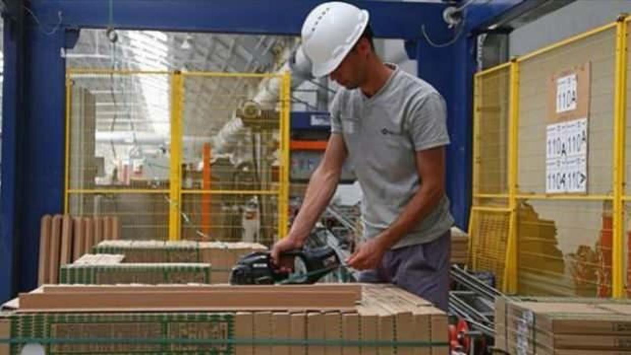 Ekonomik g&uuml;ven &uuml;&ccedil; ayın en y&uuml;ksek seviyesinde