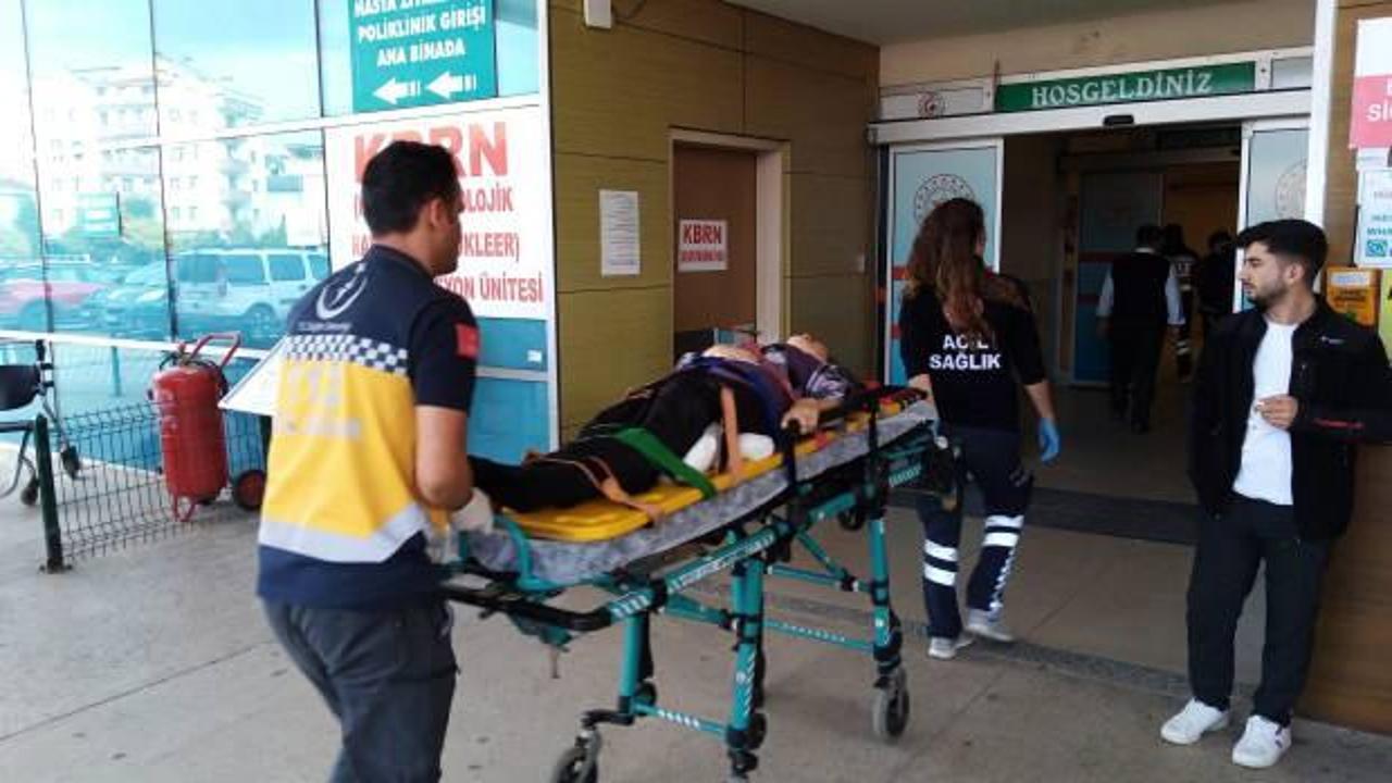 Son Dakika... İneg&ouml;l'de İş&ccedil;i servisi devrildi: 13 yaralı var!