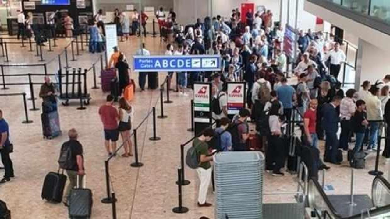 İsviçre'den vatandaşlarına "Lübnan'ı terk edin" çağrısı