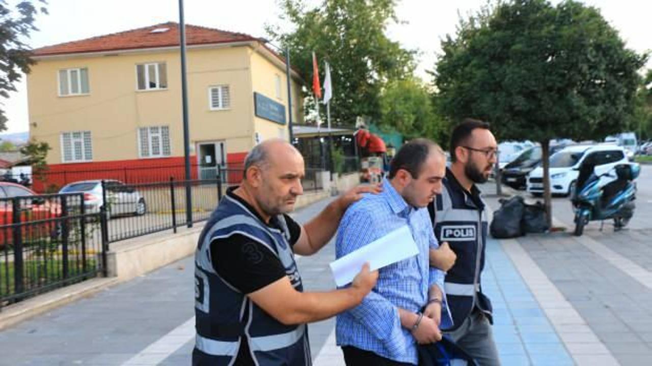 Kaldırımda y&uuml;r&uuml;yen kadını bı&ccedil;akla yaralamıştı! Zanlı hakkında yeni gelişme