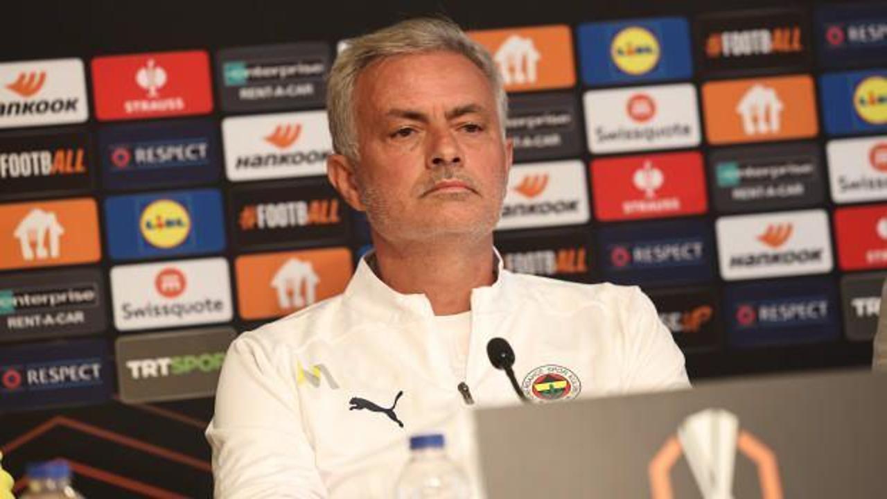 Mourinho basın toplantısına neden &ccedil;ıkmadığını a&ccedil;ıkladı! "Ka&ccedil;madım"