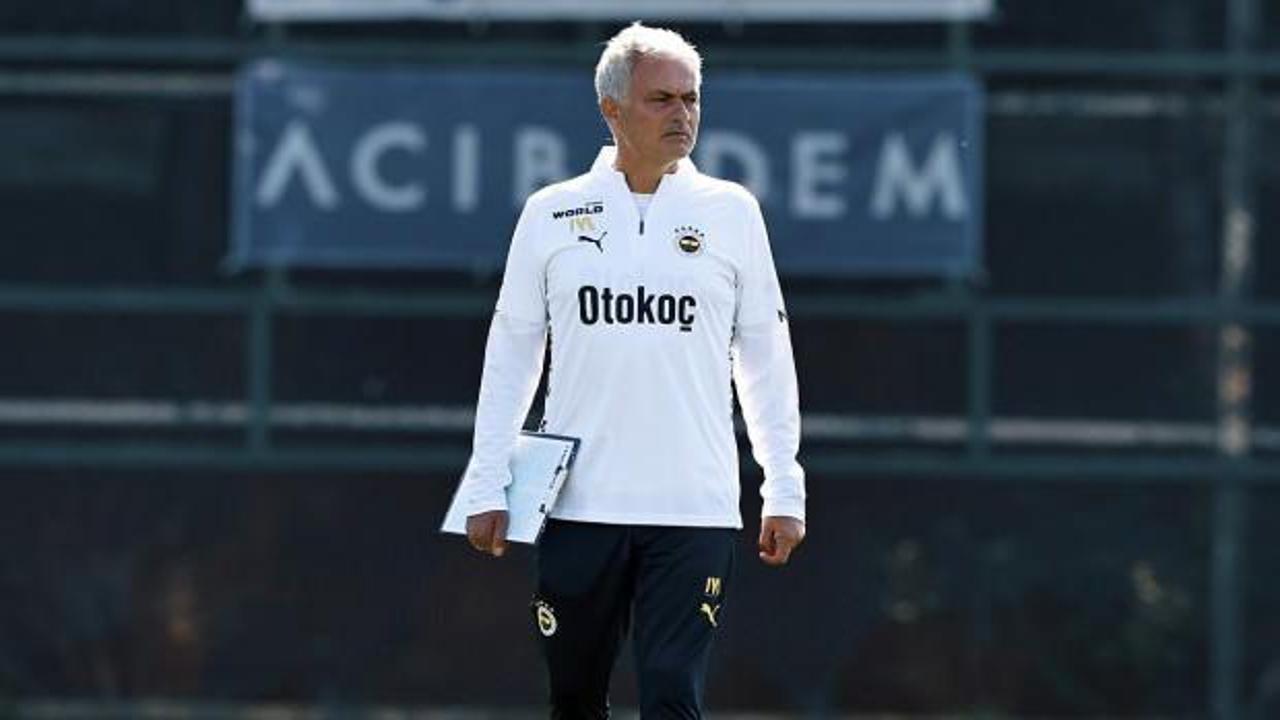 Mourinho neşteri vurdu! İlk 11 değişiyor