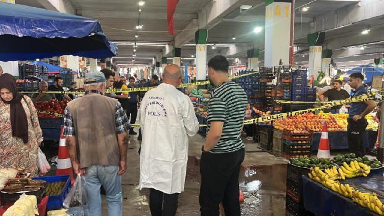 Pazarda kan aktı: 1 &ouml;l&uuml;, 1 yaralı!