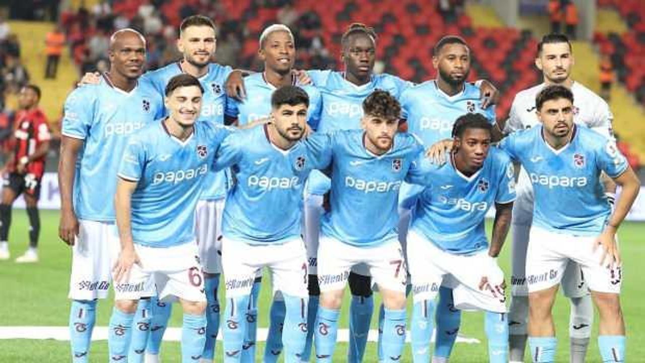 Trabzonspor isyan bayrağını &ccedil;ekti! Ma&ccedil; bitti a&ccedil;ıklama gecikmedi