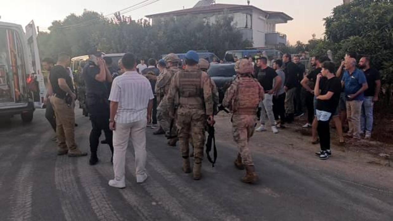 Akrabaların kavgası kanlı bitti: &Ouml;l&uuml; ve yaralılar var! 