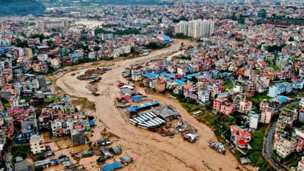 Bir &uuml;lkede felaket! Can kaybı 193'e &ccedil;ıktı