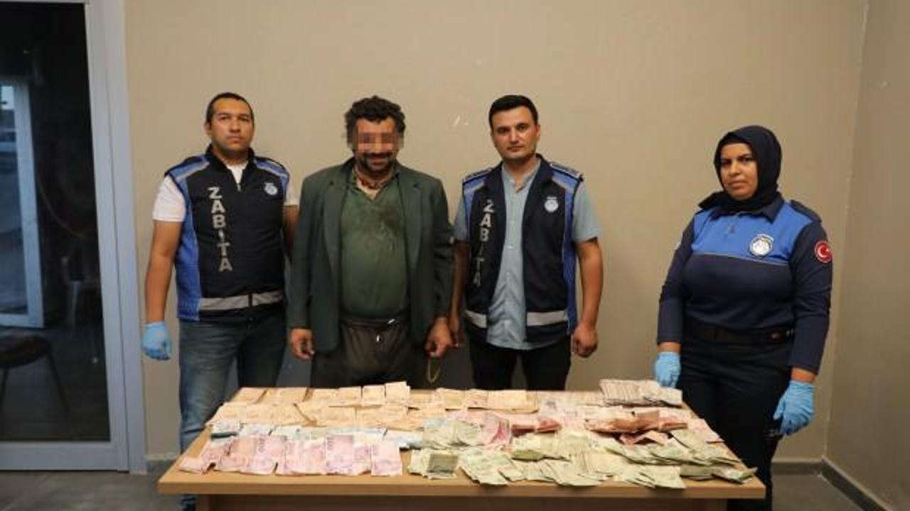 Dilenci değil y&uuml;r&uuml;yen bankamatik!