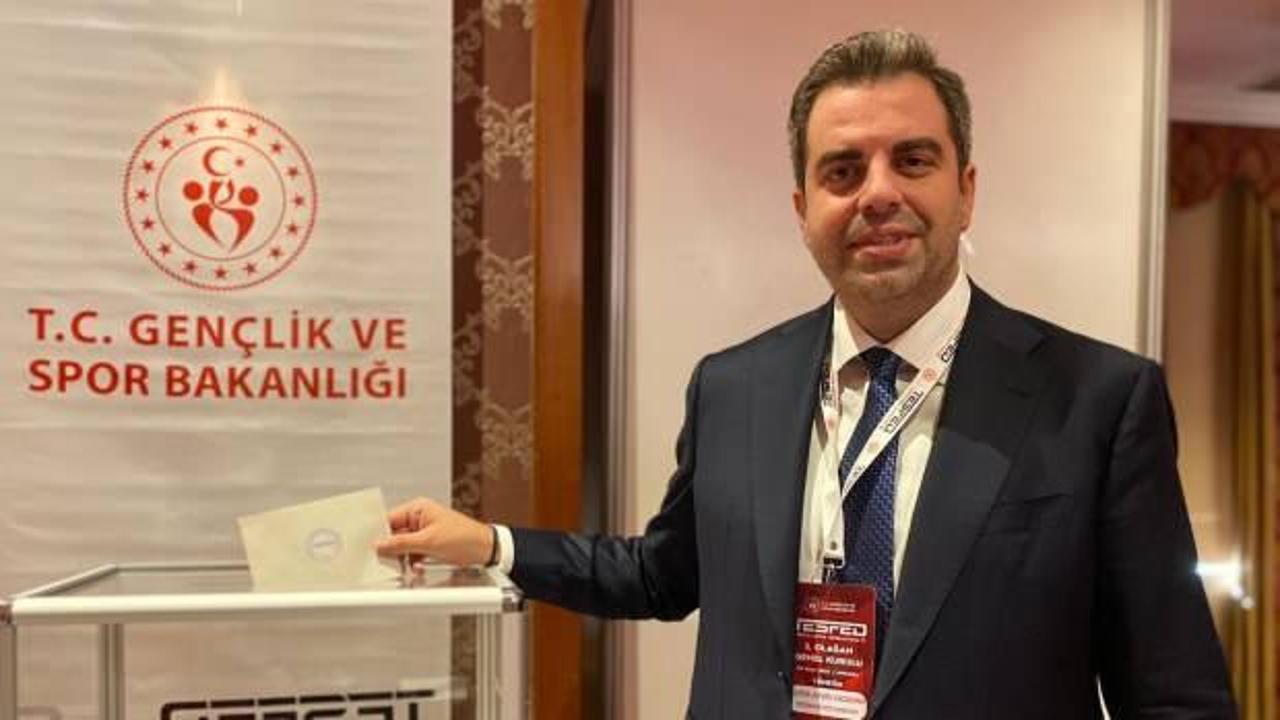 Espor'da Alper Afşin &Ouml;zdemir yeniden başkan!