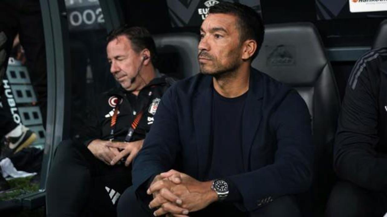 Giovanni van Bronckhorst'tan 3 farklı isme forma şansı!