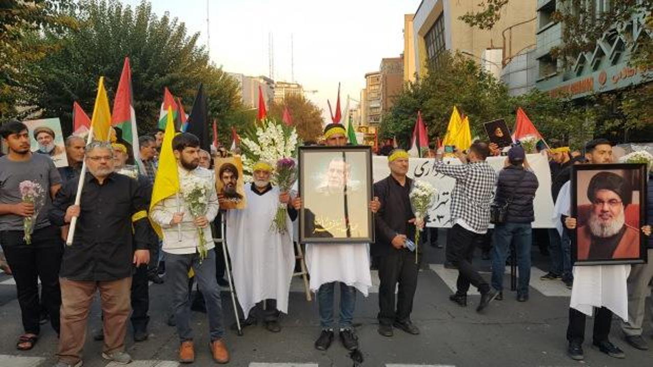 İran'da gündem Nasrallah! Binlerce Şii 'intikam' sloganı attı