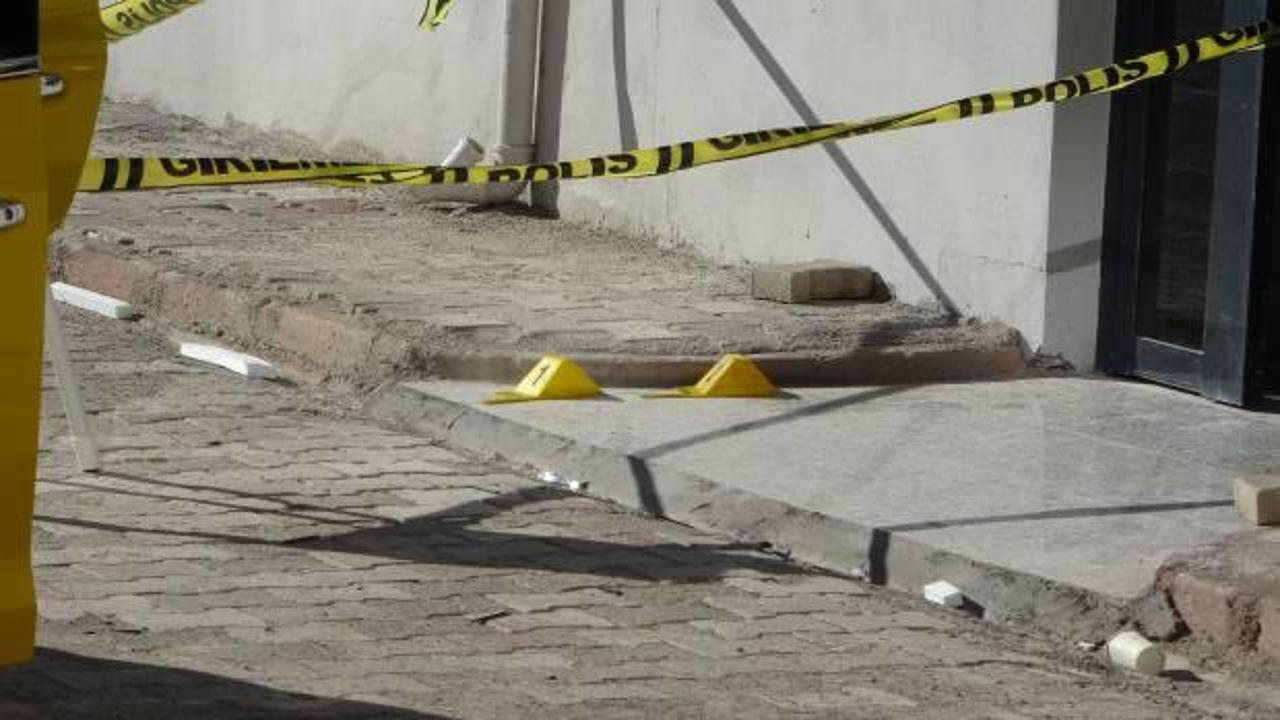 Malatya'da &ccedil;ıkan kavgada kan aktı