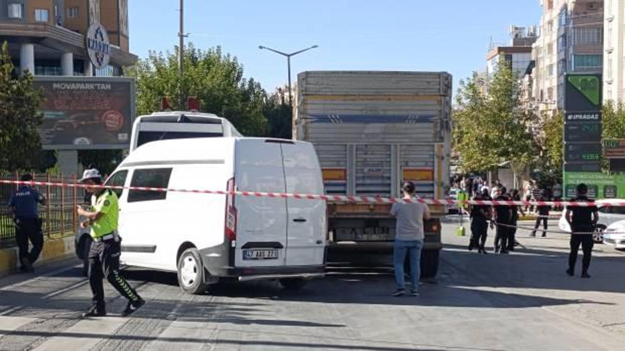 Mardin'de feci kaza: Tırın çarptığı 60 yaşındaki kadın öldü